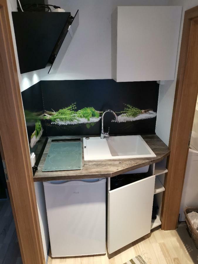 Einzelnwohnung Mit Eigenem Eingang Weingarten  Luaran gambar